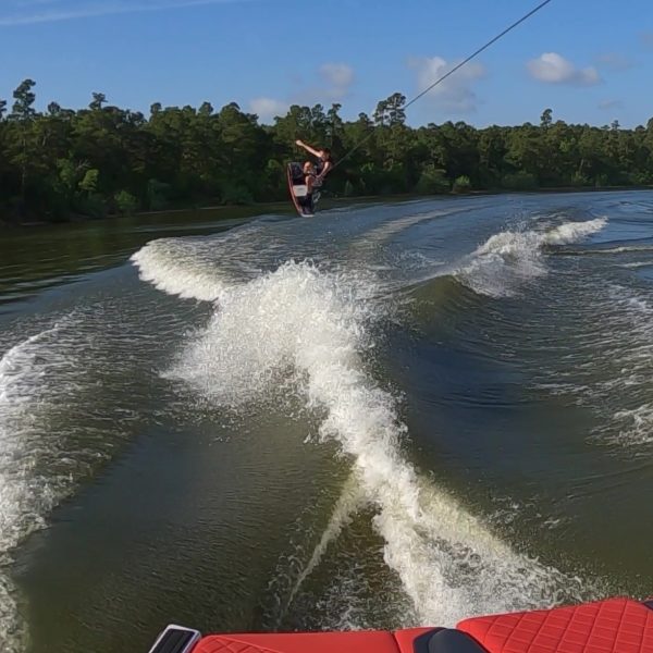 WBoarding (1)_Trim_Moment